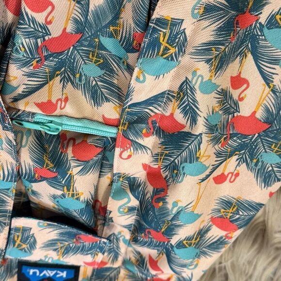Kavu flamingo fest crossbody rope bag - Picture 3 of 9